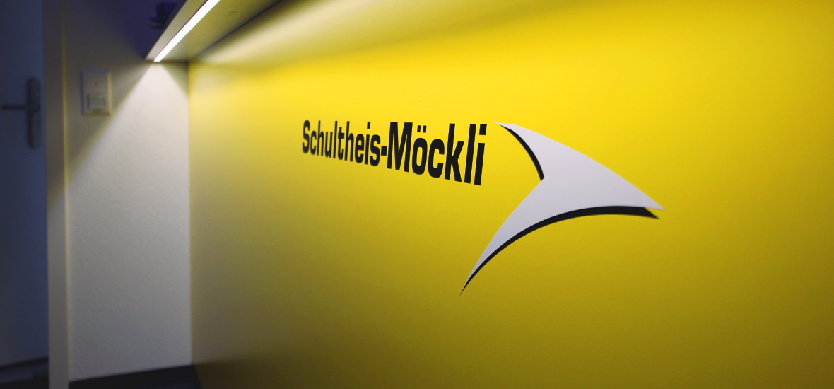 schultheis-möckli | gebäudebeschriftung