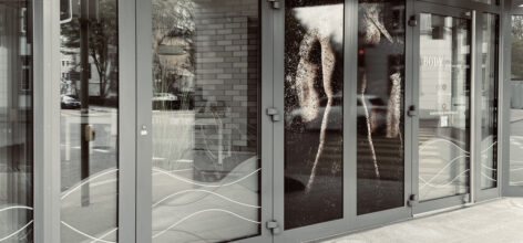 werbetechnik aus winterthur/gebäudebeschriftung/signaletik. naef macht sichtbar.