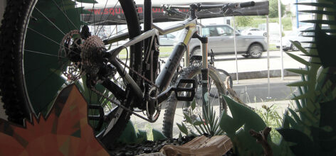 werbetechnik aus winterthur/gebäudebeschriftung/schaufensterbeschriftung. naef macht sichtbar.